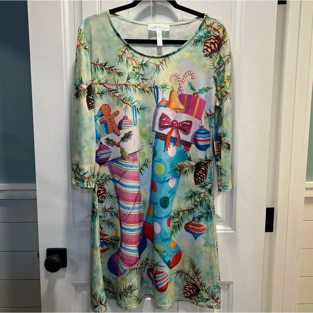 Ellen Negley Christmas 3/4 Sleeve Tunic Dress. Size‎ Medium. NWT.